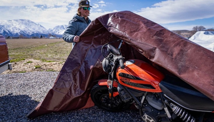 जास्तीत जास्त संरक्षण आणि टिकाऊपणासाठी सर्वोत्तम कार्गो टारपॉलिन कसे निवडावे