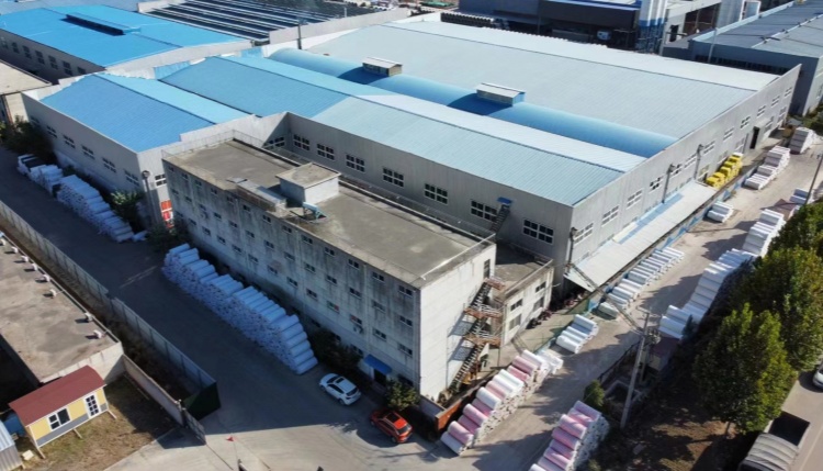 Linyi Jincang Plastic Products Co., Ltd. स्प्रिंग फेस्टिव्हलनंतर पुन्हा काम सुरू करते