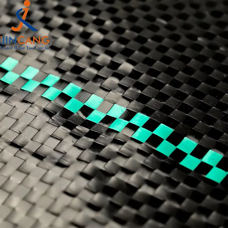 टिकाऊ तण चटई